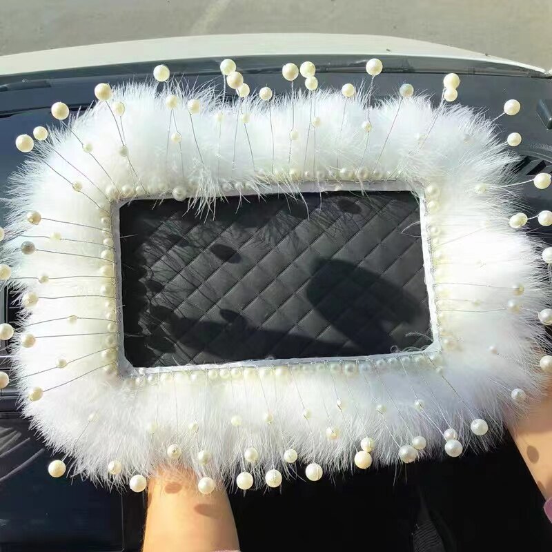 New car feather swing piece non-slip cushion in car with high class on-board decorative instrument desk in-car ornament-Taobao