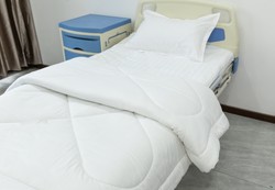 Pure down quilt, Xia Liang, was dedicated by the hotel in the hotel and was thickened by the heart hospital.