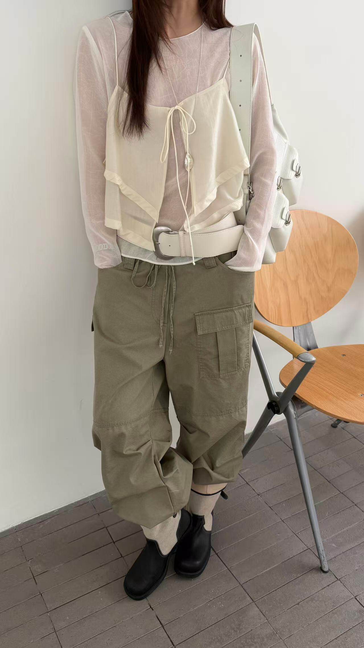 waitmore2026 весна-лето новая модель прозрачная блузка с длинными рукавами + двухслойный топ на бретелях комплект из двух предметов женский