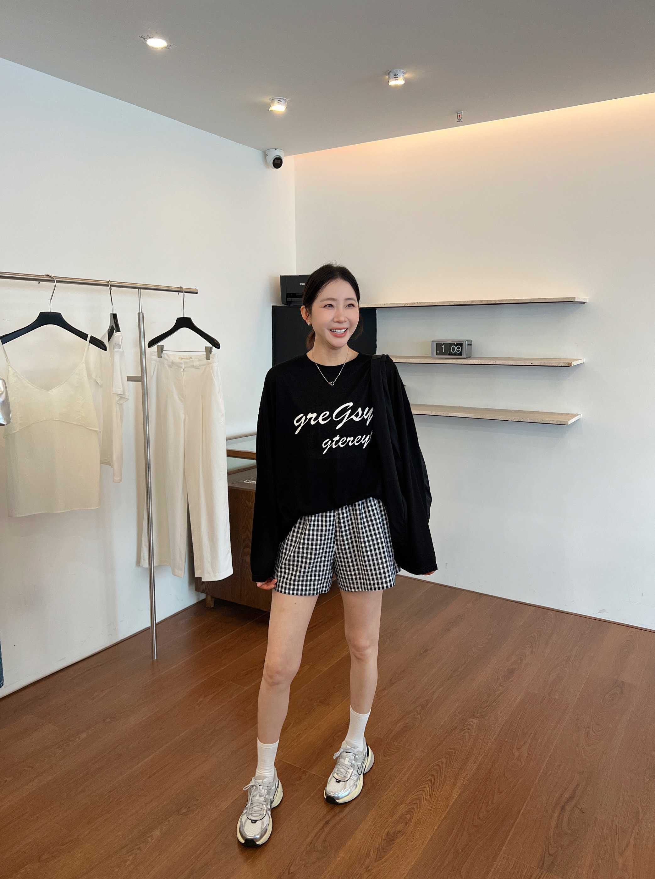 widelia повседневная рубашка с длинными рукавами с защитой от солнца женская 2025 лето свободная ленивый стиль полупрозрачная футболка с буквенным принтом