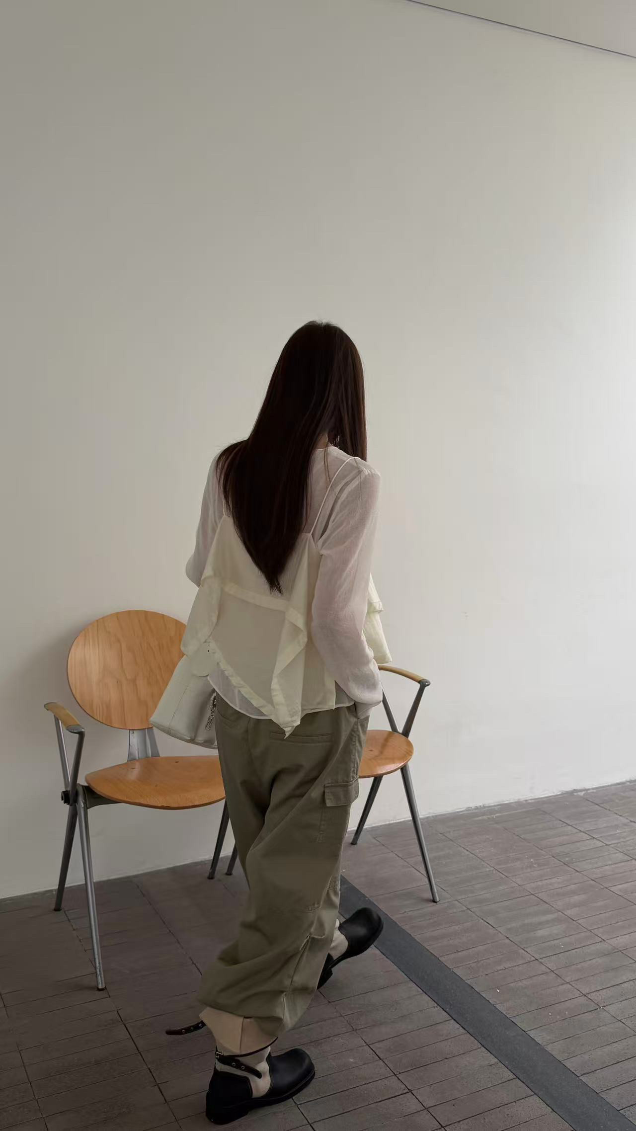 waitmore2026 весна-лето новая модель прозрачная блузка с длинными рукавами + двухслойный топ на бретелях комплект из двух предметов женский