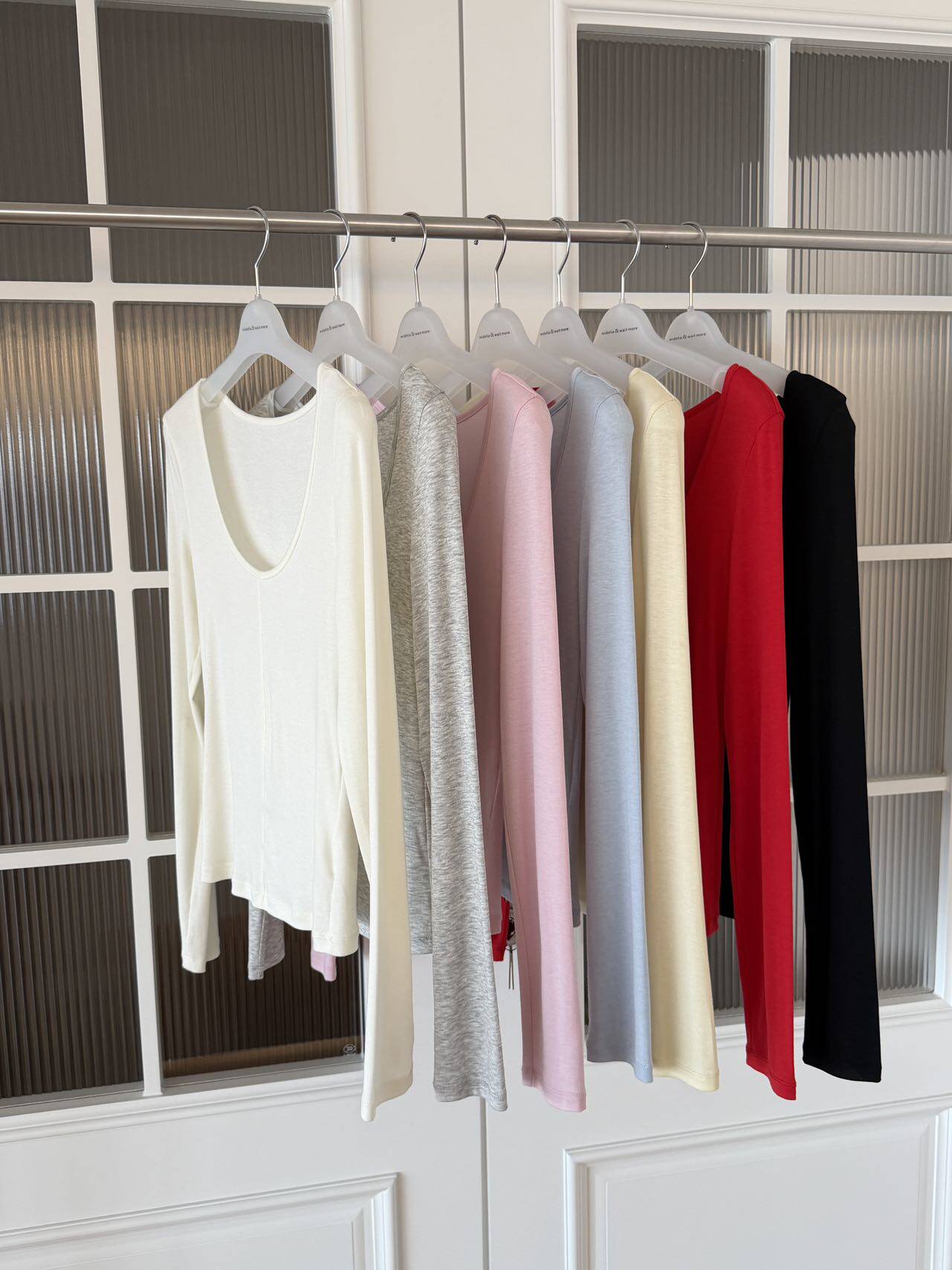 WAITMORE футболка женская с длинным рукавом из смеси тенсела и шерсти с U-образным вырезом приталенная базовая