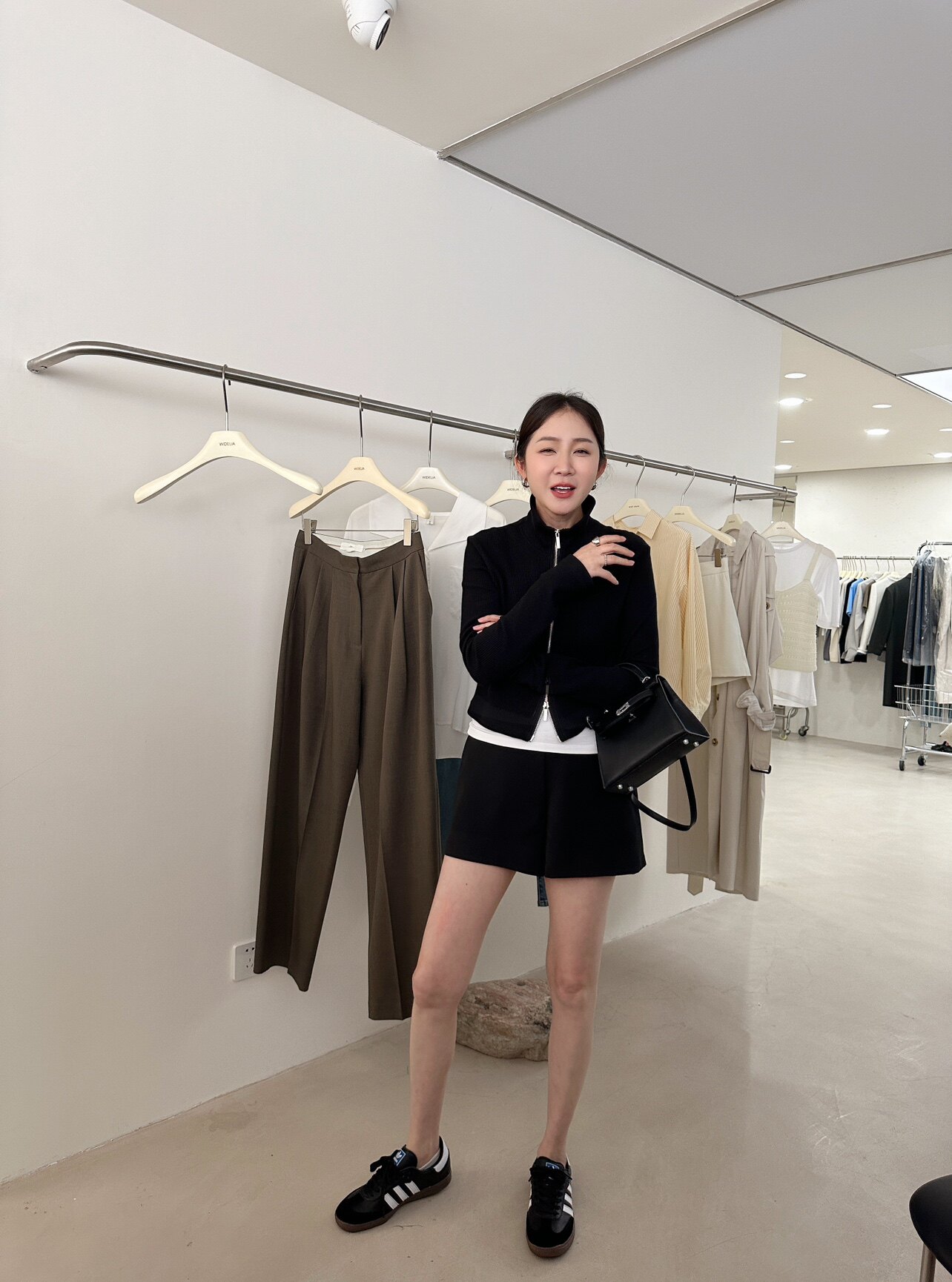 widelia куртка женская с двойной молнией повседневная приталенная короткая весна 2025