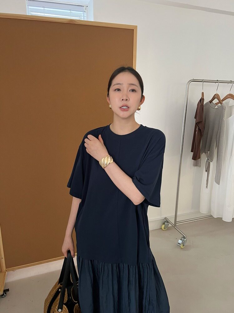 WIDELIA платье футболка с круглым воротом и сетчатыми вставками свободное летящее длинное платье лето 2025