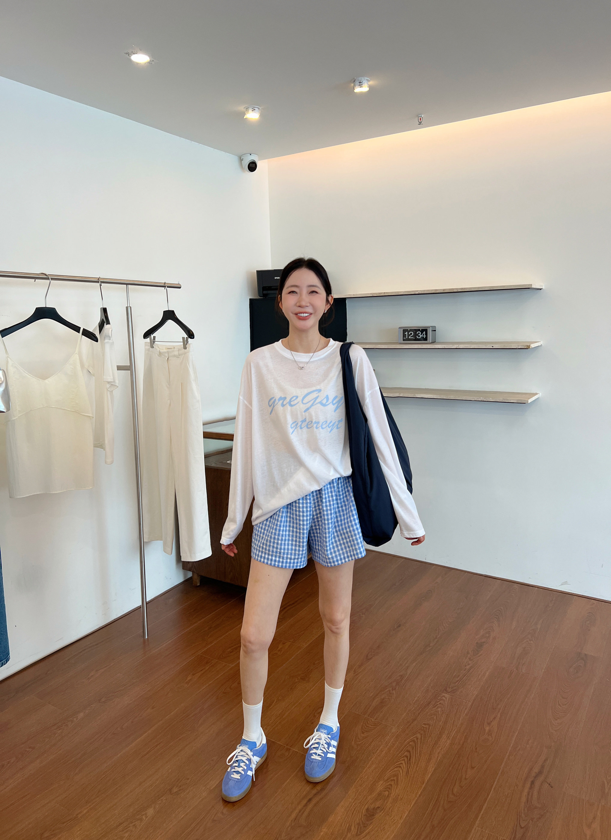 widelia повседневная рубашка с длинными рукавами с защитой от солнца женская 2025 лето свободная ленивый стиль полупрозрачная футболка с буквенным принтом