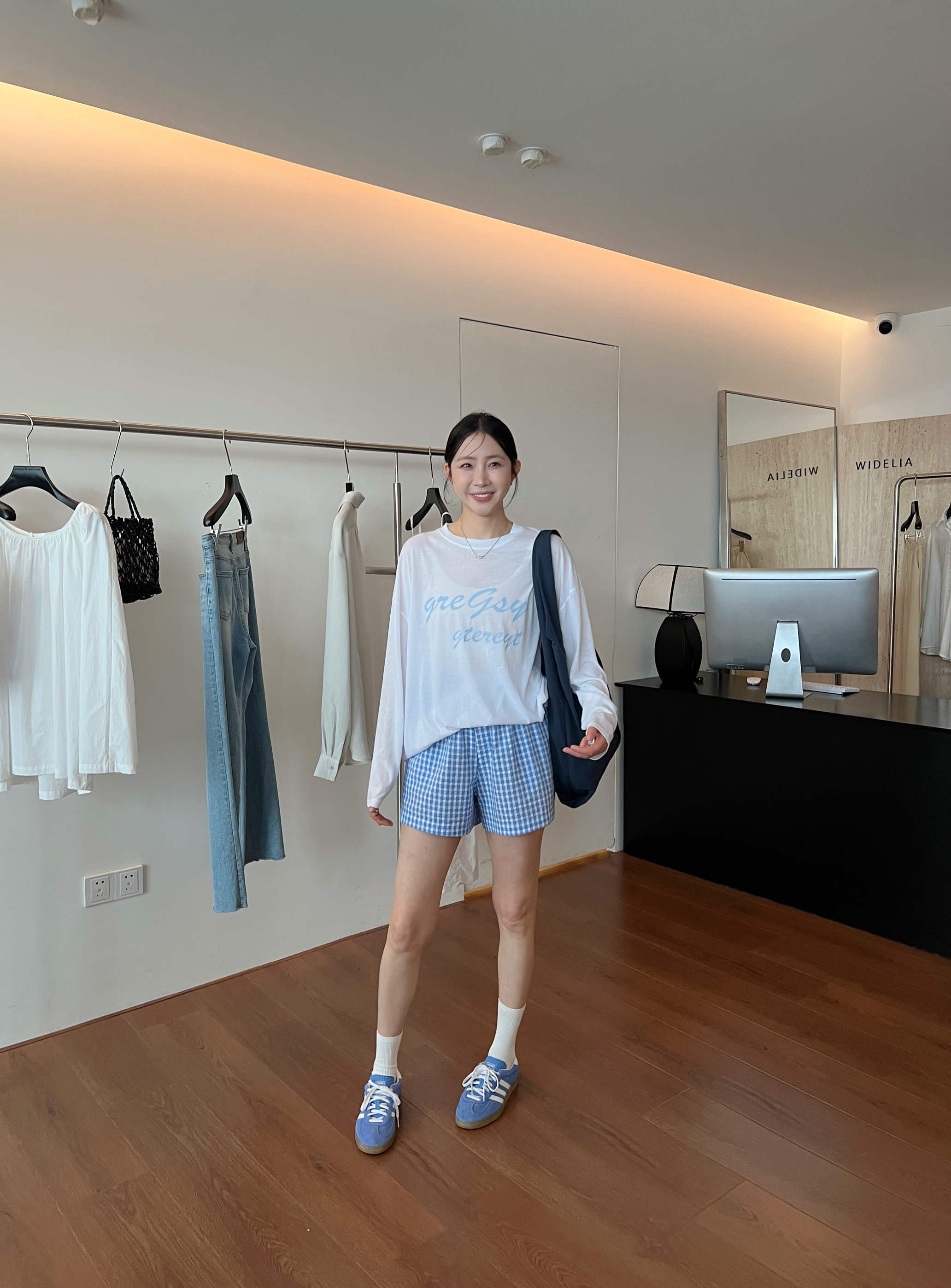 widelia повседневная рубашка с длинными рукавами с защитой от солнца женская 2025 лето свободная ленивый стиль полупрозрачная футболка с буквенным принтом