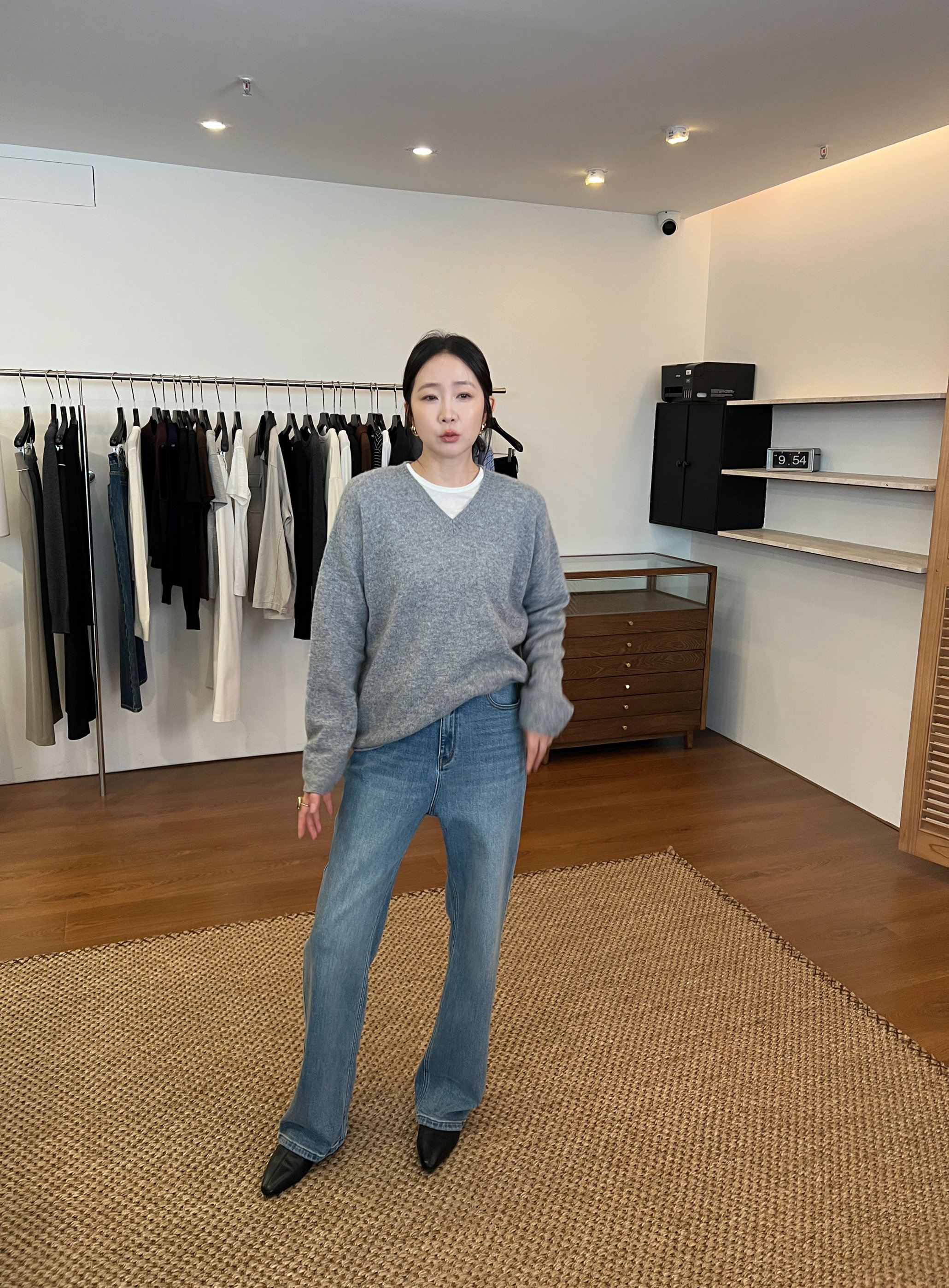 widelia узкие прямые универсальные стройнящие джинсы женские осень 2024 новинка стирка свободные повседневные длинные брюки