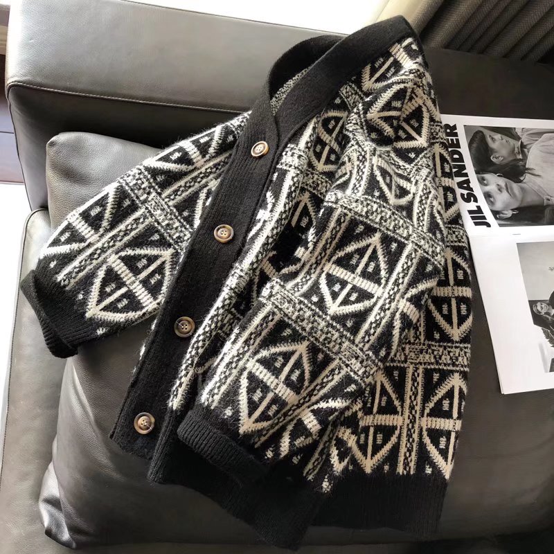 Cardigan Men's Knitwear Jacket for Spring, Autumn and Winter, American Retro Style, Cool and High-End Sweater, Loose and Lazy Style Cardigan Men's Knitwear Jacket for Spring, Autumn and Winter, American Retro Style, Cool and High-End Sweater, Loose and Lazy Style