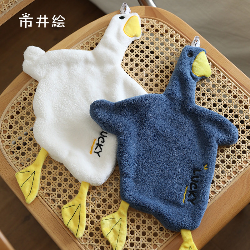Duckling cartoon hand towel coral velvet absorbent can be hung hand towel soft and cute hand towel children's hand towel
