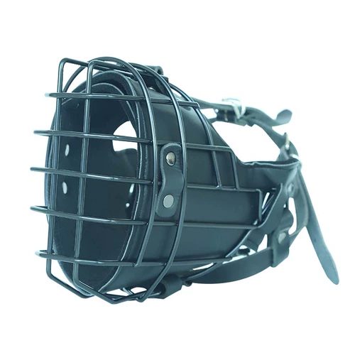 Собачья рот с черной бриллиантовой клеткой у крупных собак у летних собак у летних собак