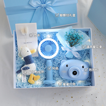 A practical birthday gift for March 8th Women's Day. Girls give graduation gifts to girlfriends and friends.