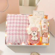 Birthday Gift Girls Send Male and Female Friends Practical Advanced Creative Scarf Accompanying March 8th Women's Day