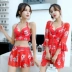 Bộ đồ bơi bikini nữ ba mảnh 2018 mới ngực nhỏ tụ tập gợi cảm mùa xuân nóng bỏng nước hoa nhỏ bộ quần áo bơi dài tay nữ Bikinis