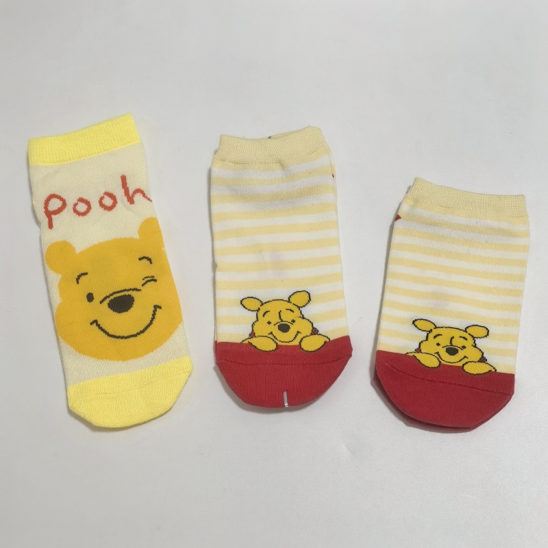 Japanese-Style Cute Cartoon Winnie the Pooh Socks for Adults and Children, Short Socks