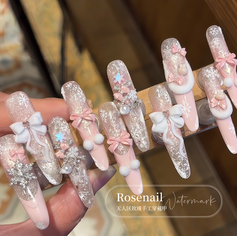 Strawberry Soufflé Winter Girly Style Handmade 3D Nail Art Stickers Cat Eye Snowflake Fake Nails Strawberry Soufflé Winter Girly Style Handmade 3D Nail Art Stickers Cat Eye Snowflake Fake Nails