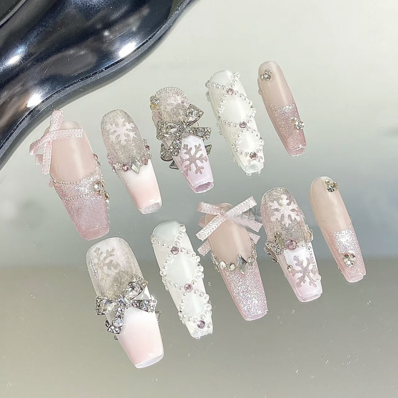 Winter Sunshine Nail Art Super Pink Butterfly Wearable Nail Art Snowflake Glitter Removable Nail Tips Wearable Nails A21