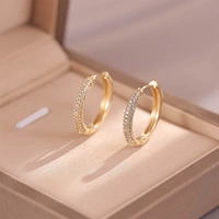 Sturbolea Изысканные серьги-кольца, небольшие дизайнерские серьги, микроинкрустация, коллекция 2023, легкий роскошный стиль, изысканный стиль, простой и элегантный дизайн