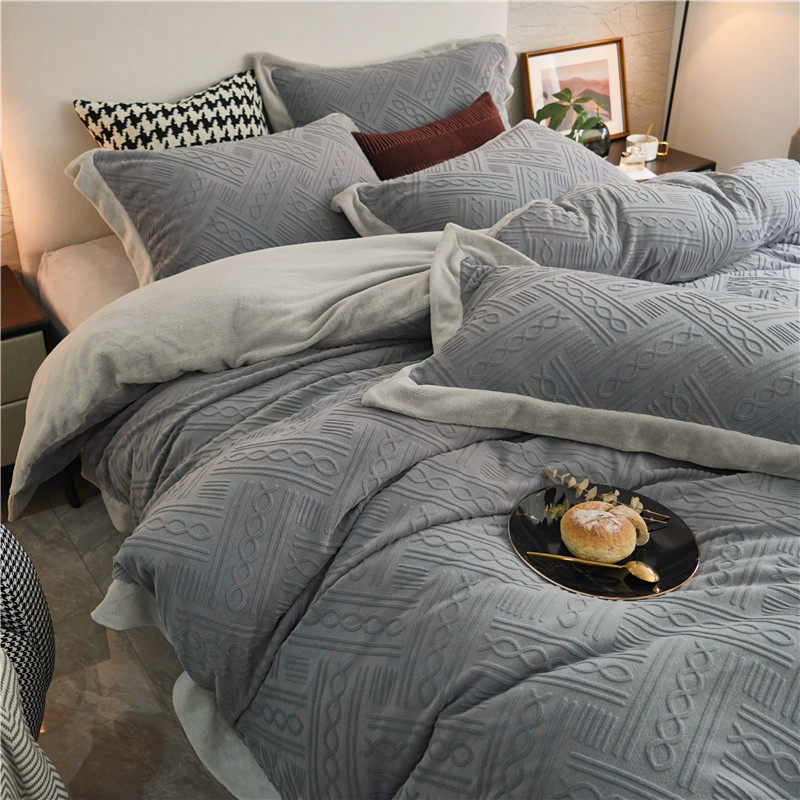 Thickened and encrypted one-touch warm 280g baby-like touch super soft milk velvet bed sheet four-piece winter bed