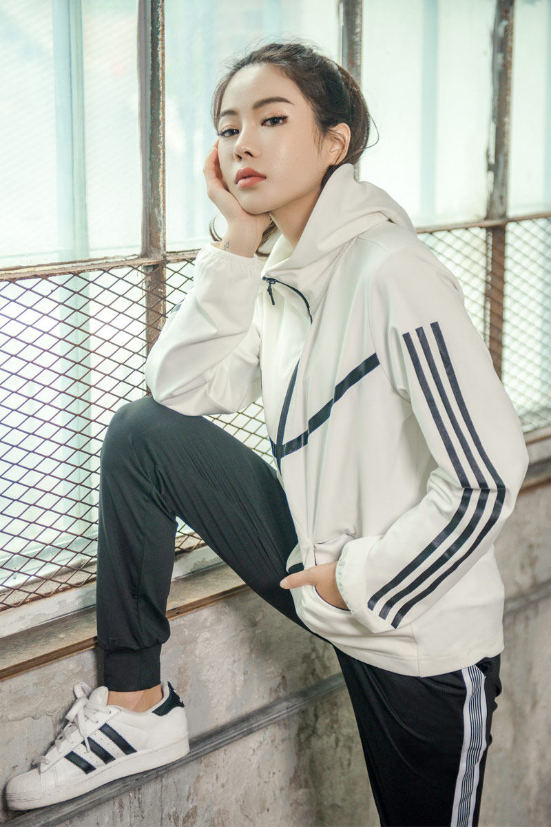 Spring and summer sports suit Women's autumn and winter ins net red fashion casual clothes Yoga gym morning run running suit