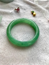 Laokeng Bing Waxy seed full color Near Yang Green Peace bracelet Emerald bracelet