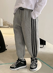 Детская куртка Жан 男童牛仔外套加厚冬款洋气儿童羊羔毛冬季帅气冬天中大童冬装 Zhen fan