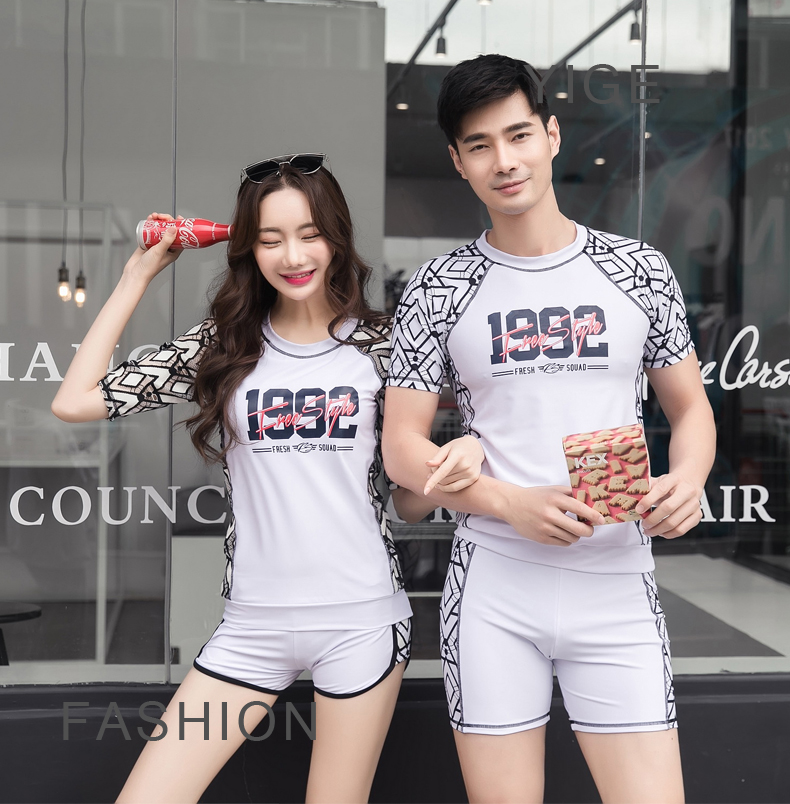 Cặp đôi đồ bơi chia đôi sinh viên đại học bộ đồ thể thao tay ngắn bảo thủ học sinh trung học trẻ tuổi 	đồ đôi tắm biển đẹp