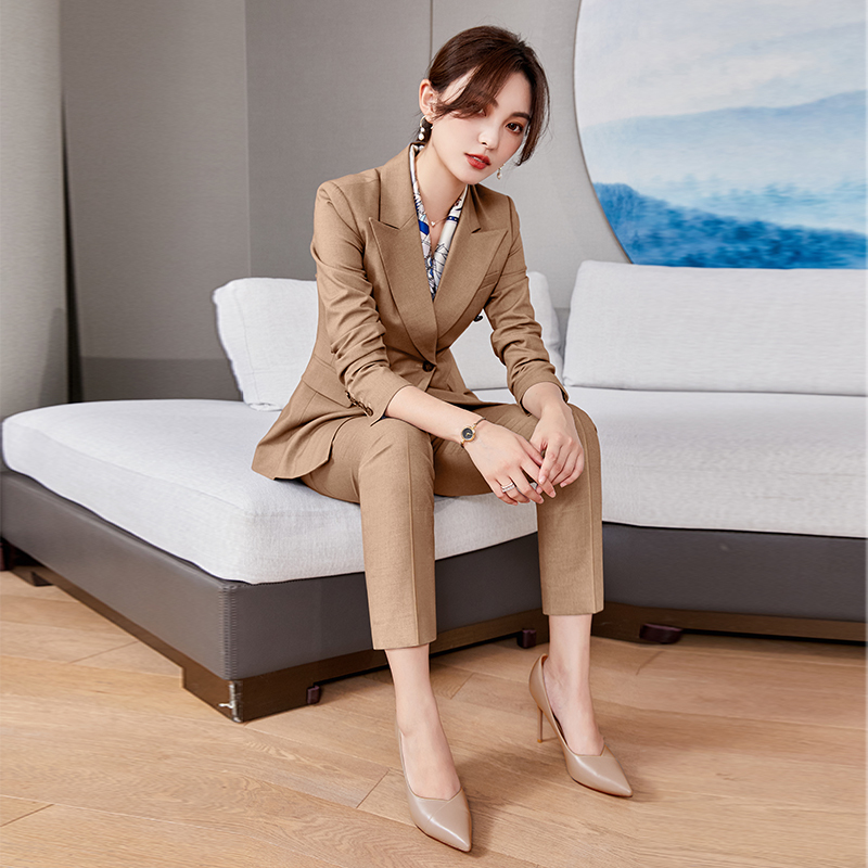 Khaki Suit Set for Women, High-End Professional Attire, Casual Blazer, Petite Size, Workplace Commuting Formal Wear, Autumn Khaki Suit Set for Women, High-End Professional Attire, Casual Blazer, Petite Size, Workplace Commuting Formal Wear, Autumn