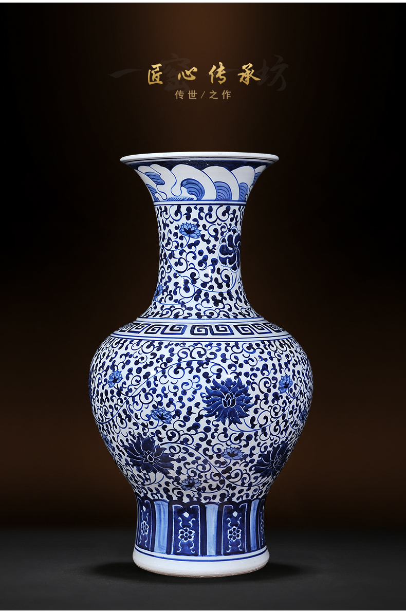 Jingdezhen ceramic vases, large blue and white porcelain antique Chinese style living room place to live in the sitting room room floor decoration