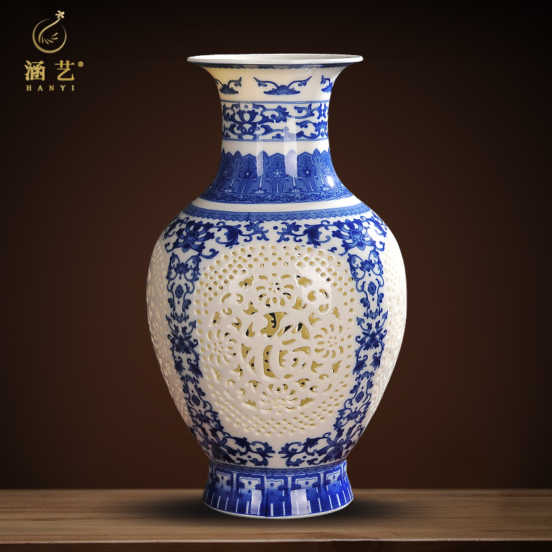 Jingdezhen Ceramic Vase Vase Green Flower Hollowed-out Living Room Home Residence Decoration Goods Modern Chinese Craft Gift Pendulum Decorated Porcelain Pendulum