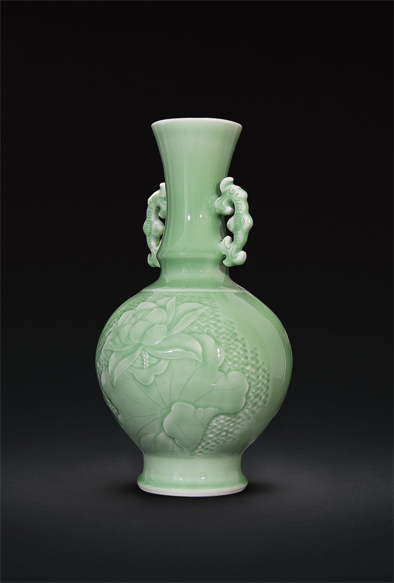 Jingdezhen ceramic film green ears bottle of new Chinese style carved lotus sitting room porch place flower decoration