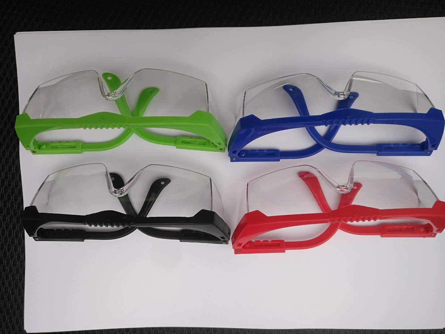 Children's Goggles Windproof Glasses Eye Protection Windproof Sand Riding Outdoor Sports Experiment Anti-Shock Kids Goggles