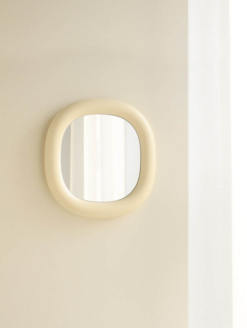 Зеркало muid化妆镜台式led台灯美妆镜桌面带灯可携式化妆镜子家用ins网红女