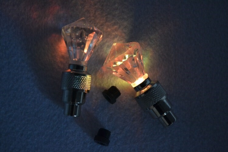 Lumière vélo - feux de Valve - Ref 2403995 Image 10