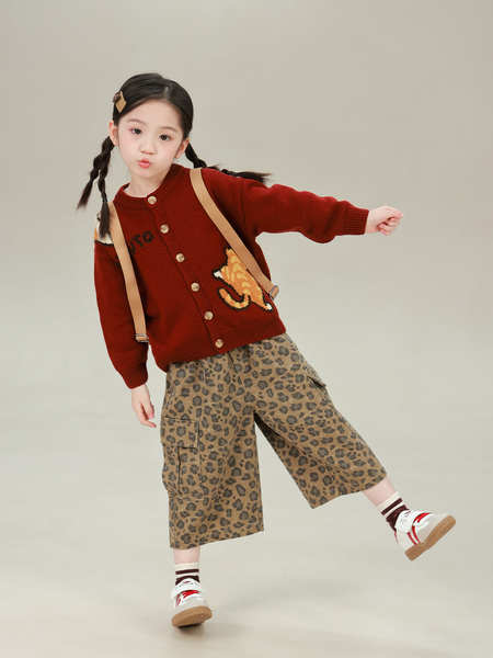 Big-Eared Elephant Cartoon Pattern Sweater Cardigan for Girls, 2026 Autumn New Model, Baoer Knitted Animal Long-Sleeve Top