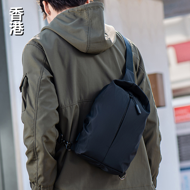 Hong Kong Casual Men's Chest Bag Minimalist single shoulder Inclined Satchel multifunction Chauded Shoulder Bag Small Bag Fashion Fanny Pack Men