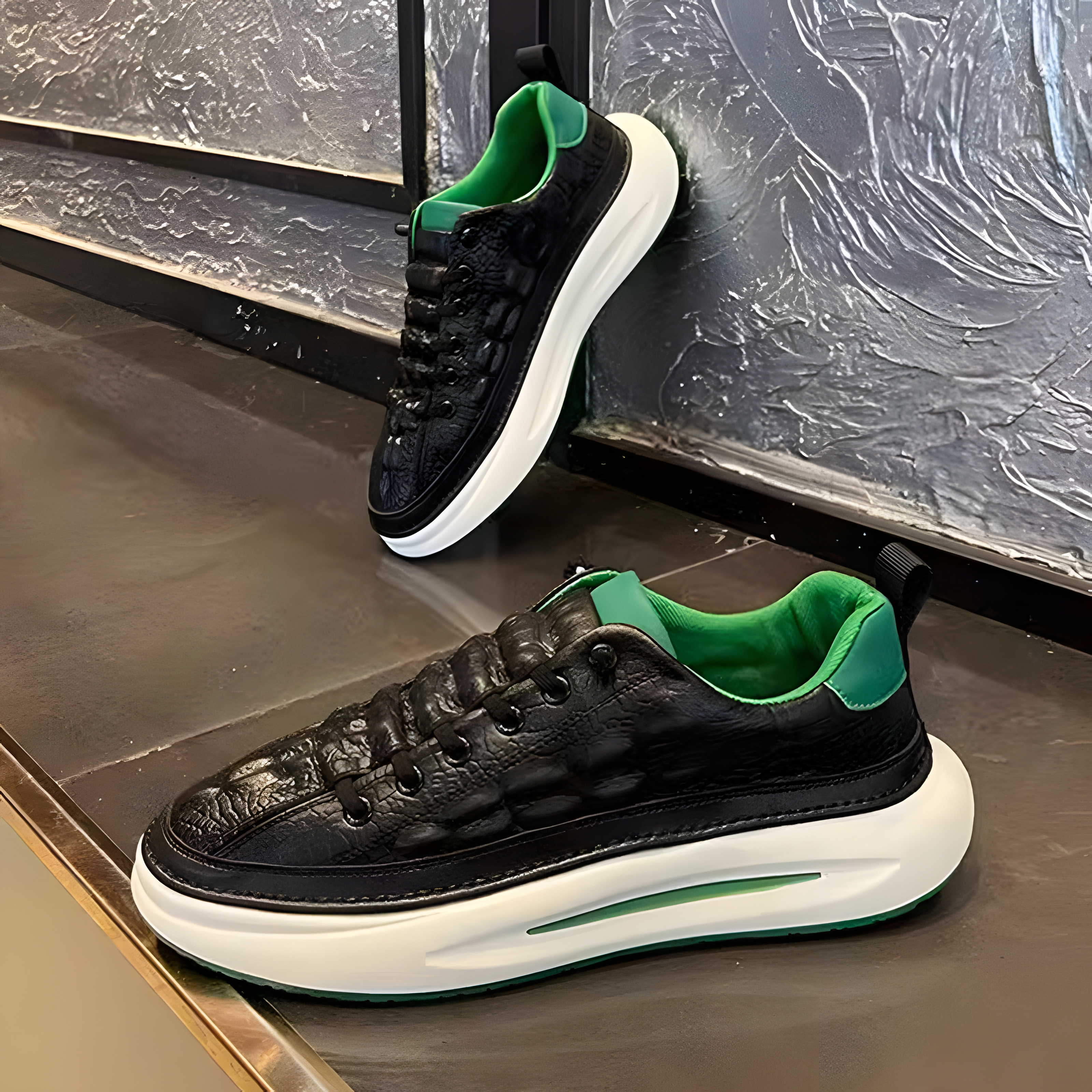 Europe station ~ 2023 new winter breathable comfort little white shoes sports casual shoes 100 hitch for men's old daddy shoes-Taobao