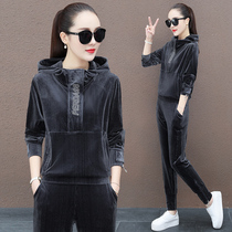 Autumn leisure sports suit women 2021 New Korean fashion loose slim gold velvet two-piece suit