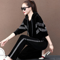 Spring and Autumn Golden Velvet Sports Set Women 2021 New Korean Fashion Splice Hooded Casual Wear Two Pieces