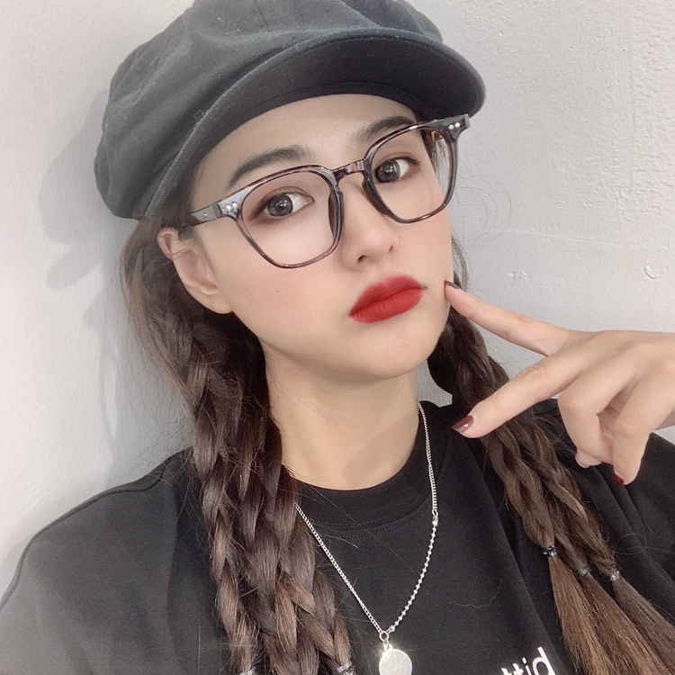 Korean version of the naughty boy adult with the same little red book transparent small frame square flat mirror round face concave shape with myopia