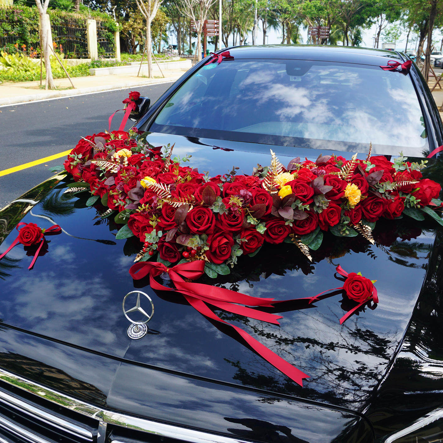 Big V Son Ensemble Main Wedding Car Decoration Car Head Flower Supplies Suit Emulation Flower Car Wedding Laflower Full Placement Creativity-Taobao