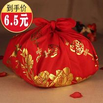 A complete set of wedding supplies red wedding supplies a complete set of dragon and phoenix baggage cloth square brides wedding clothes baggage