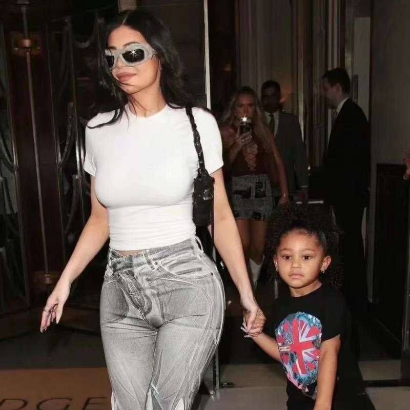Skims Kim Kardashian Regular Shoulder T-Shirt Short-Sleeved Stretchy Slim Fit Kylie Same Style Ribbed Pure Cotton Round Neck Base Layer Skims Kim Kardashian Regular Shoulder T-Shirt Short-Sleeved Stretchy Slim Fit Kylie Same Style Ribbed Pure Cotton Round Neck Base Layer
