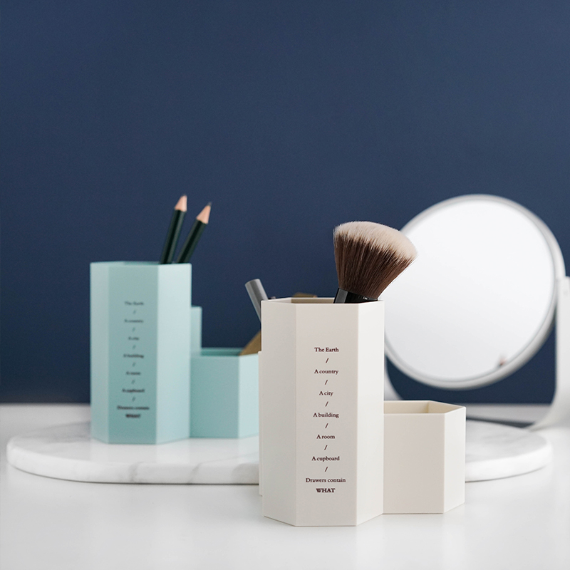 Nordic ins Desktop Cosmetics Containing Barrel Brushed Drum Color Makeup Brushed Makeup Brushed eyebrow pencil cylinder plastic