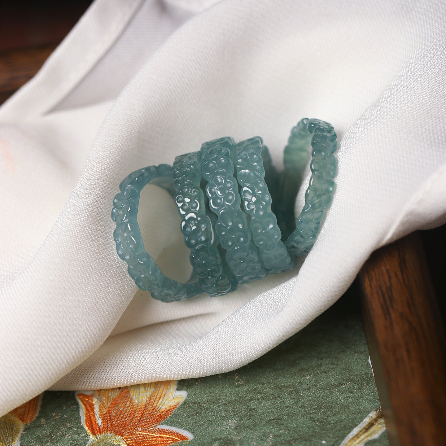 Natural grade A hazardous material blue water material carved small flower ring ring men and women jade ring jewelry