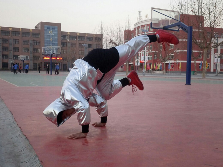 Trang phục nhảy hip-hop hip-hop trang phục áo khoác HIPHOP nhóm hip-hop sáng bóng màu kim loại nam và nữ váy trẻ em hàn quốc