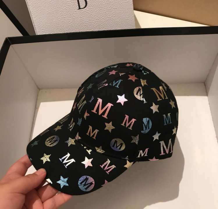 New Japanese graffiti letter baseball cap for women, versatile for both men and women, curved brim sun hat, casual and fashionable baseball cap detail image 3