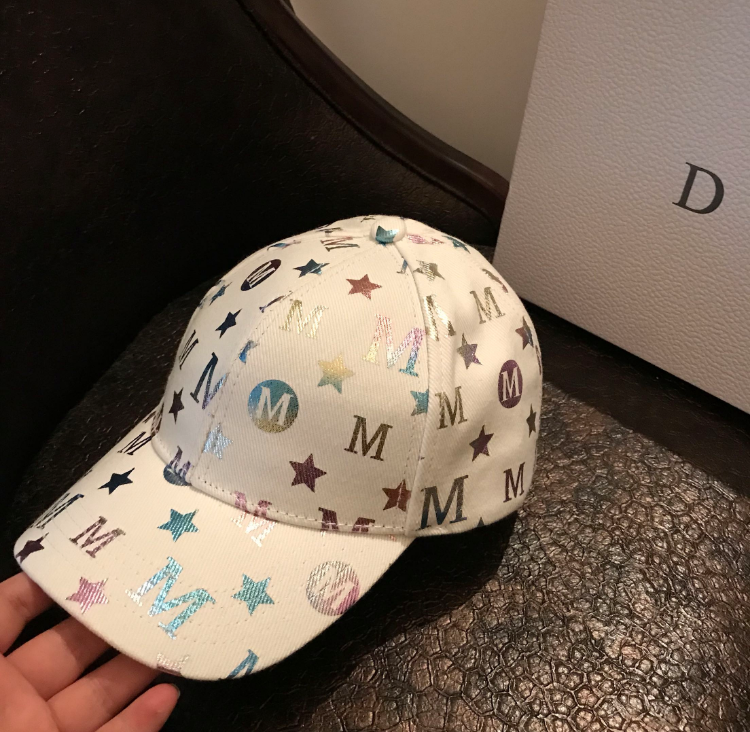 New Japanese graffiti letter baseball cap for women, versatile for both men and women, curved brim sun hat, casual and fashionable baseball cap detail image 10