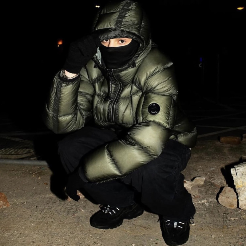 Outdoor Functional C.P Badge Goggles Embroidered Fluffy Warm Company down Cotton Hooded Jacket Coat