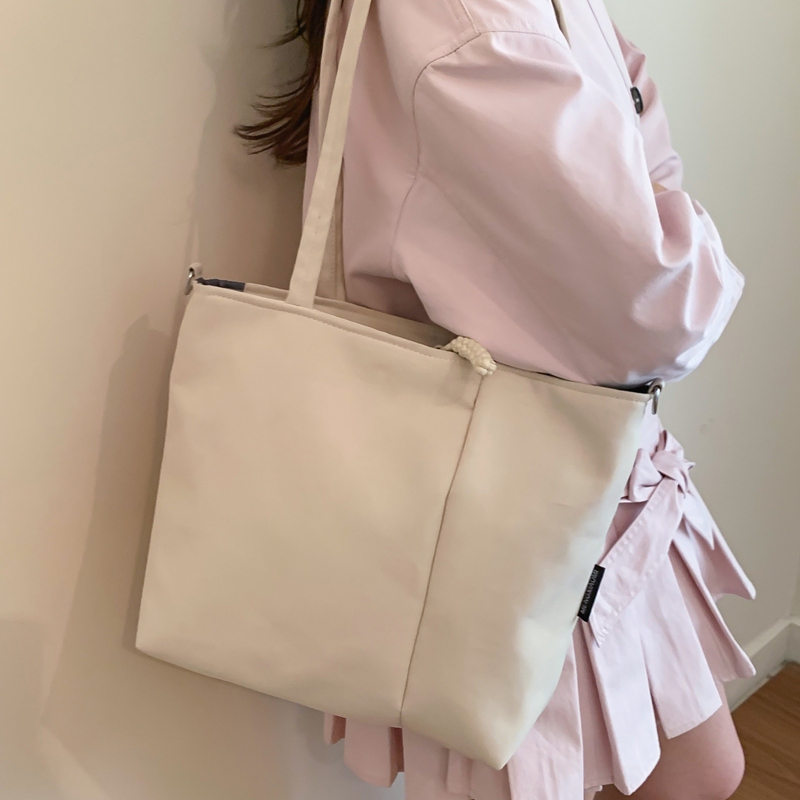 Large Capacity Canvas Tote Bag with Water Cup Holder, Versatile Shoulder Handbag for Women, Student Commuting Large Bag, Mommy Bag