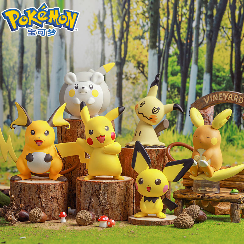 Officially Licensed Langbowang Cute Attack Series Pikachu Alola Raichu Mewtwo Figure Car Ornament